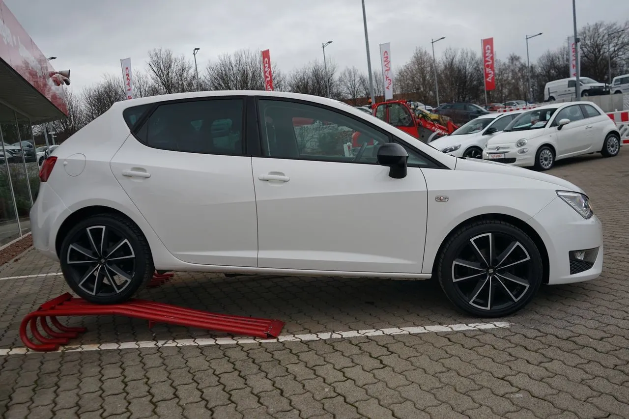 Seat Ibiza 1.2 TSI FR Navi...  Image 2