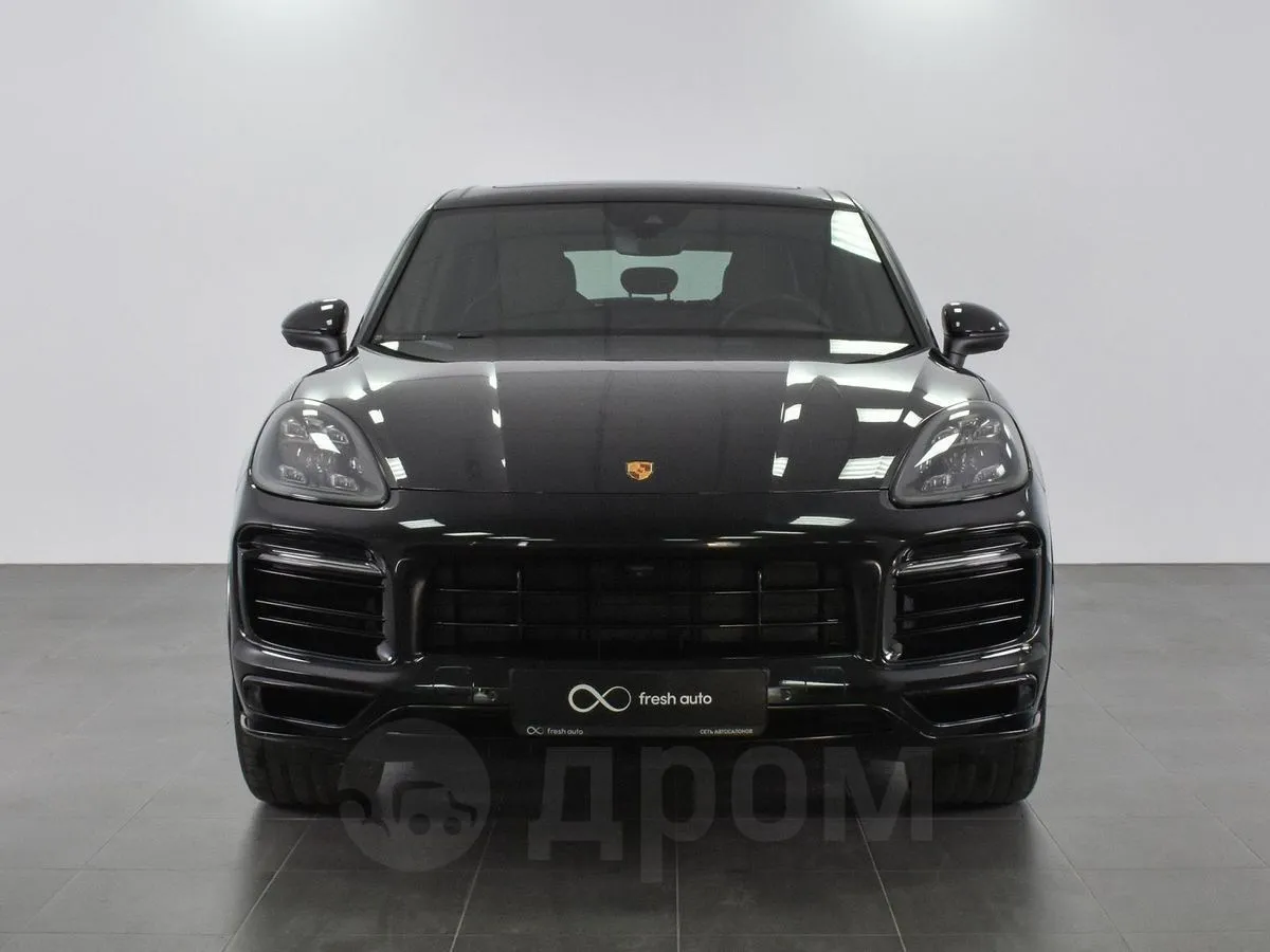 Porsche Cayenne Image 1