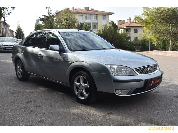 Ford Mondeo 2.0 TDCi Titanium Image 1